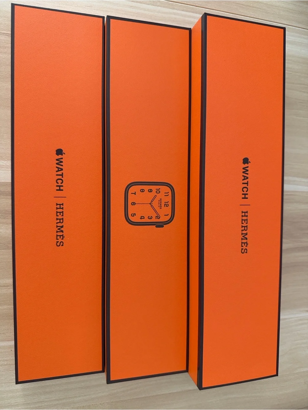 Hermès Apple Watch Series 9 45mm Stainless Steel with Hermes Sport Band